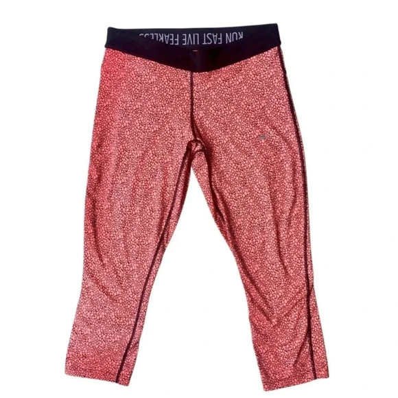 Nike Dri-Fit Printed Relay Crop Leggings - Picture 3 of 7